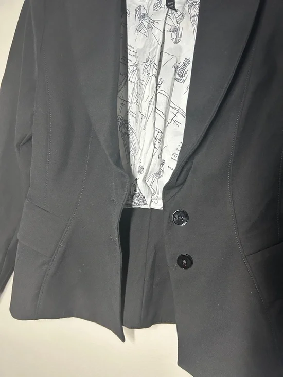 Classic Black Women's Blazer Jacket - Tailored Two-Button - Picture 6 of 8